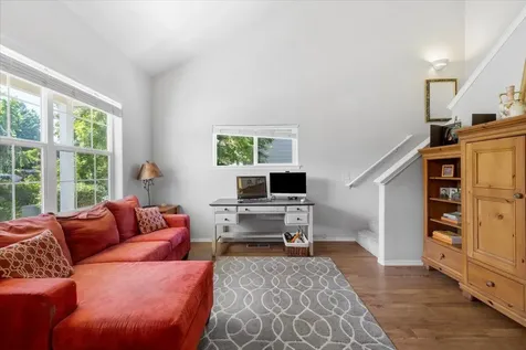 1054 Megan Lane Phoenix OR 97535