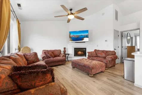 1224 N Modoc Avenue Medford OR 97504