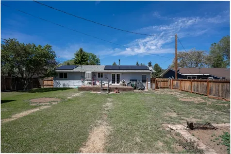 2612 SW 24th Street Redmond OR 97756