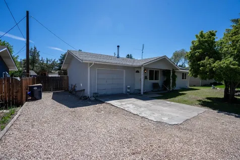 2612 SW 24th Street Redmond OR 97756