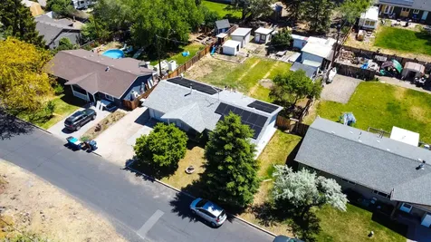 2612 SW 24th Street Redmond OR 97756