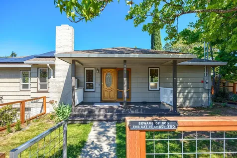 384 Kearney Street Ashland OR 97520