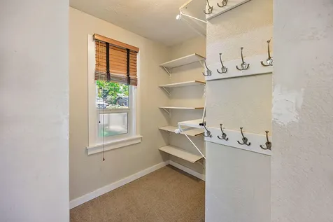 384 Kearney Street Ashland OR 97520