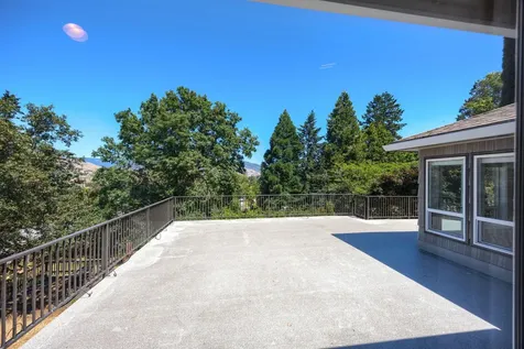 384 Kearney Street Ashland OR 97520