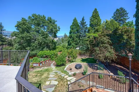 384 Kearney Street Ashland OR 97520