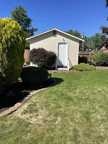 756 NW 20th Street Redmond OR 97756