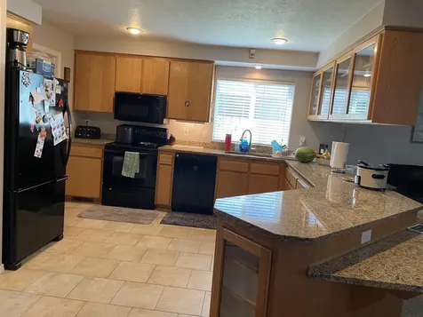 756 NW 20th Street Redmond OR 97756