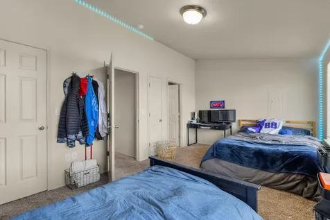 1125 SW 27th Street Redmond OR 97756
