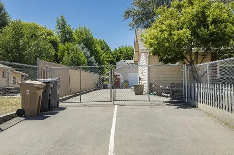1150 SW Greenwood Avenue Grants Pass OR 97526