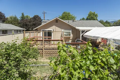 1150 SW Greenwood Avenue Grants Pass OR 97526