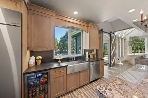 8956 Yahooskin Drive Powell Butte OR 97753