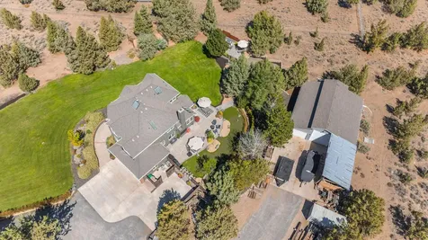 8956 Yahooskin Drive Powell Butte OR 97753