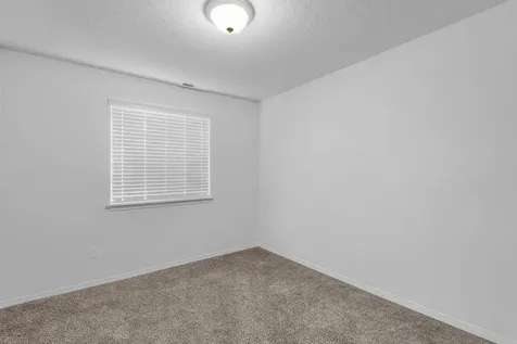 2471 NW Jackpine Lane Redmond OR 97756