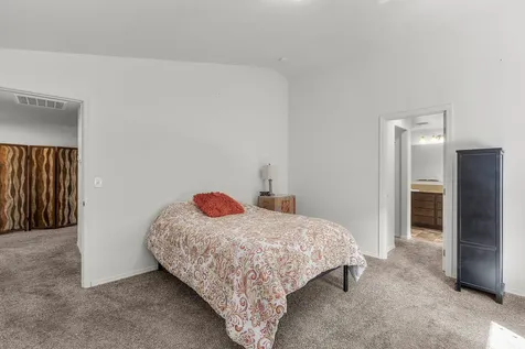 2471 NW Jackpine Lane Redmond OR 97756