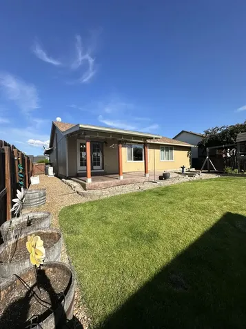 390 NE Hillcrest Street Madras OR 97741