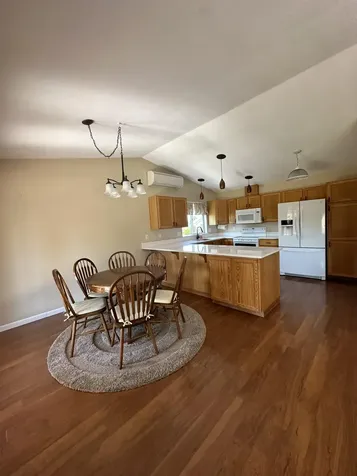 390 NE Hillcrest Street Madras OR 97741