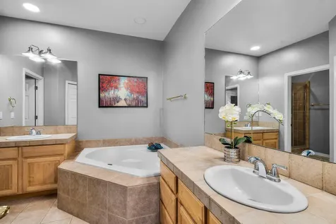 19587 Simpson Avenue Bend OR 97702