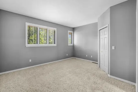 19587 Simpson Avenue Bend OR 97702