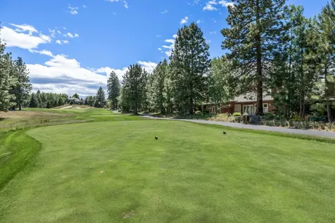 19587 Simpson Avenue Bend OR 97702