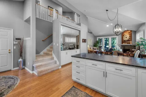 19587 Simpson Avenue Bend OR 97702