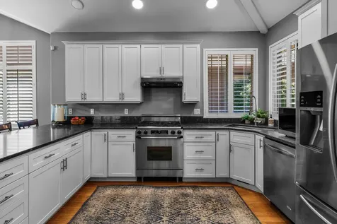 19587 Simpson Avenue Bend OR 97702