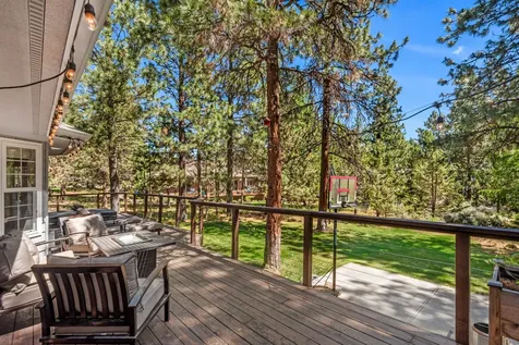 2805 NW Mccook Court Bend OR 97703
