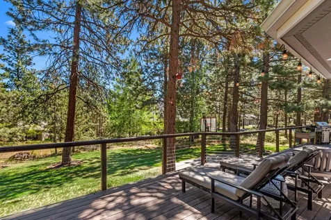 2805 NW Mccook Court Bend OR 97703