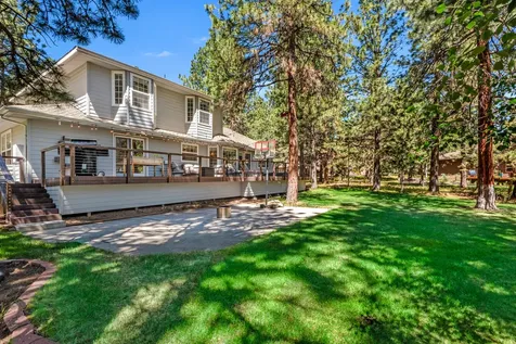 2805 NW Mccook Court Bend OR 97703