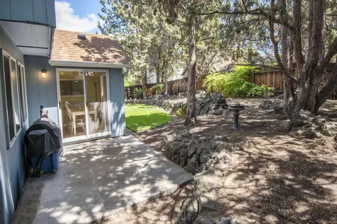 1863 NE Yellowstone Lane Bend OR 97701