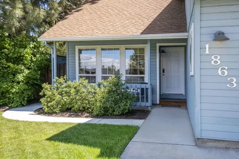 1863 NE Yellowstone Lane Bend OR 97701