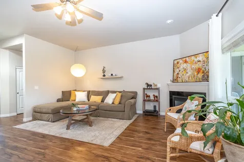 3789 Sherwood Park Drive Medford OR 97504