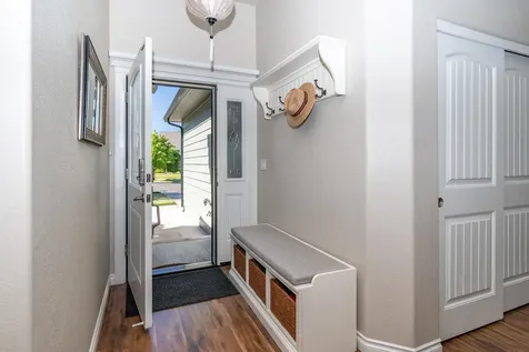 3789 Sherwood Park Drive Medford OR 97504