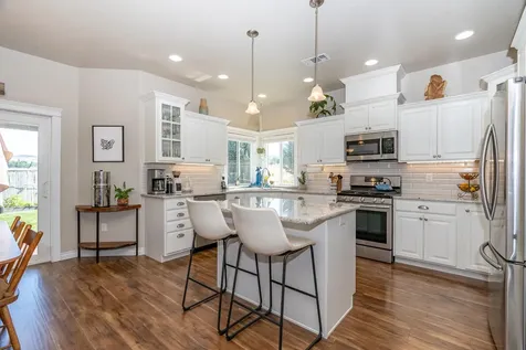3789 Sherwood Park Drive Medford OR 97504