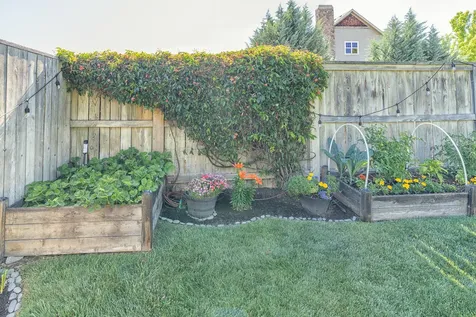 3789 Sherwood Park Drive Medford OR 97504
