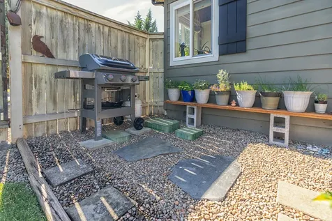 3789 Sherwood Park Drive Medford OR 97504