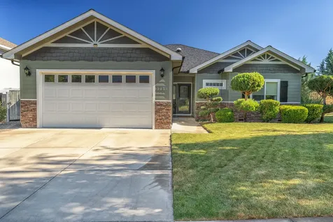 3789 Sherwood Park Drive Medford OR 97504