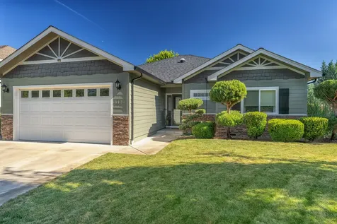 3789 Sherwood Park Drive Medford OR 97504