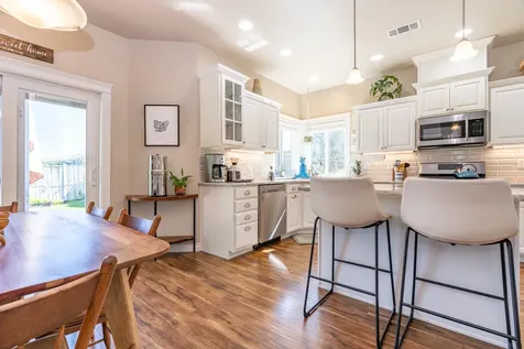 3789 Sherwood Park Drive Medford OR 97504