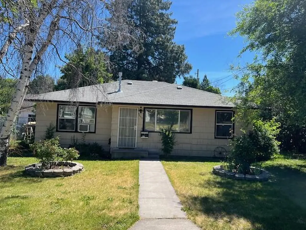 1505 California Avenue Klamath Falls OR 97601