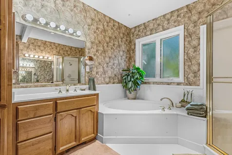 670 Spring Creek Drive Ashland OR 97520