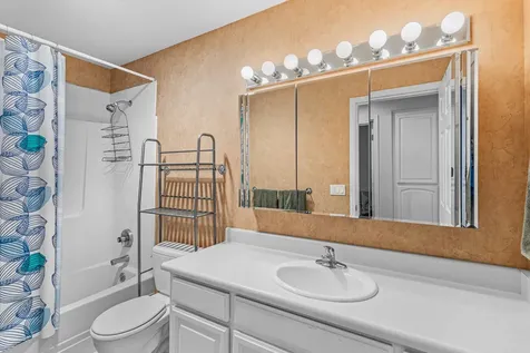 670 Spring Creek Drive Ashland OR 97520