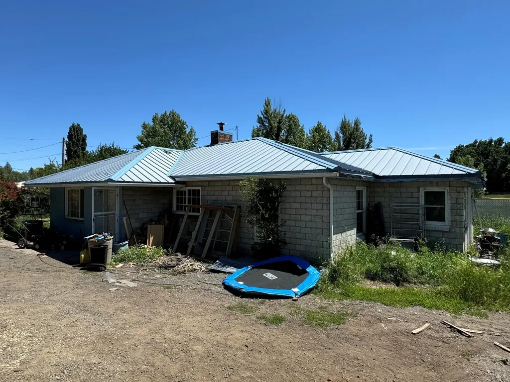 2976 Hope Street Klamath Falls OR 97603