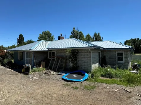 2976 Hope Street Klamath Falls OR 97603