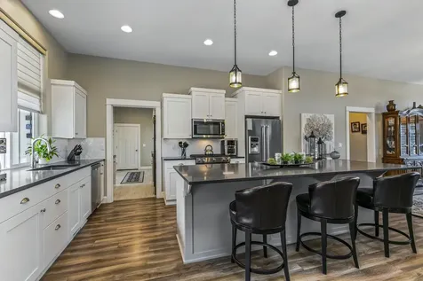 4602 SW Yew Leaf Court Redmond OR 97756