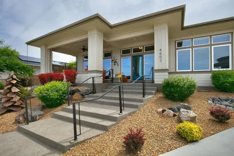 4602 SW Yew Leaf Court Redmond OR 97756