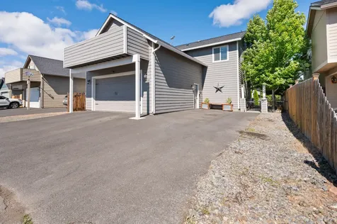 1363 SW 27th Street Redmond OR 97756