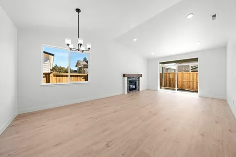 2907 NE Wells Acres Road Bend OR 97701