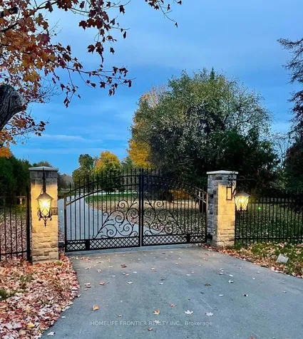 2101 10th Side Road Bradford West Gwillimbury ON L3Z 2A4