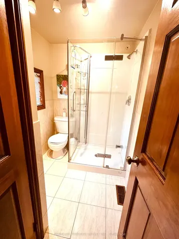 2101 10th Side Road Bradford West Gwillimbury ON L3Z 2A4