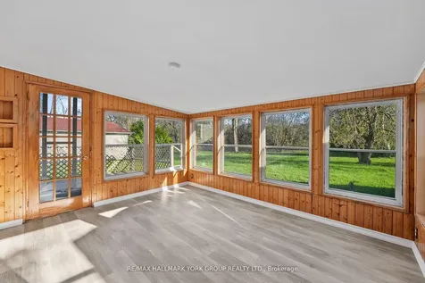 52 Damsel Circle Georgina ON L0E 1R0